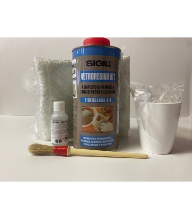 KIT PER VETRORESINA POLIESTERE 750 ml A+B